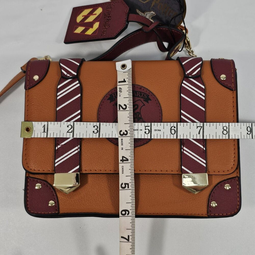 Harry Potter Gryffindor Satchel Crossbody Bag Hogwarts Crest Primark - Picture 8 of 9